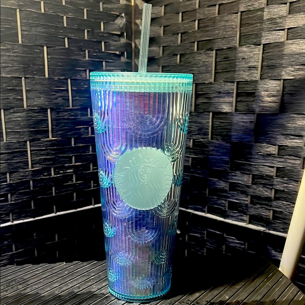 Starbucks 2022 Spring Iridescent Tumbler Venti (sku# 011129726)